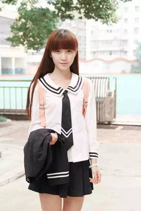 中国最漂亮的校服，哪个学校校服最好看